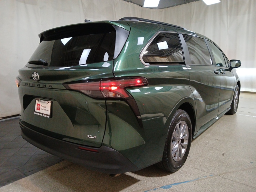 Certified 2026 Toyota Sienna XLE Van Passenger Van