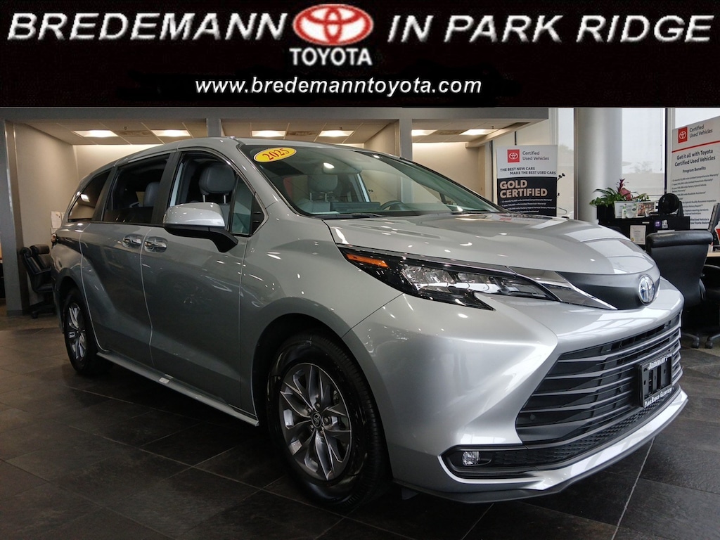 Certified 2025 Toyota Sienna XLE UNDR 6K MILES Van Passenger Van