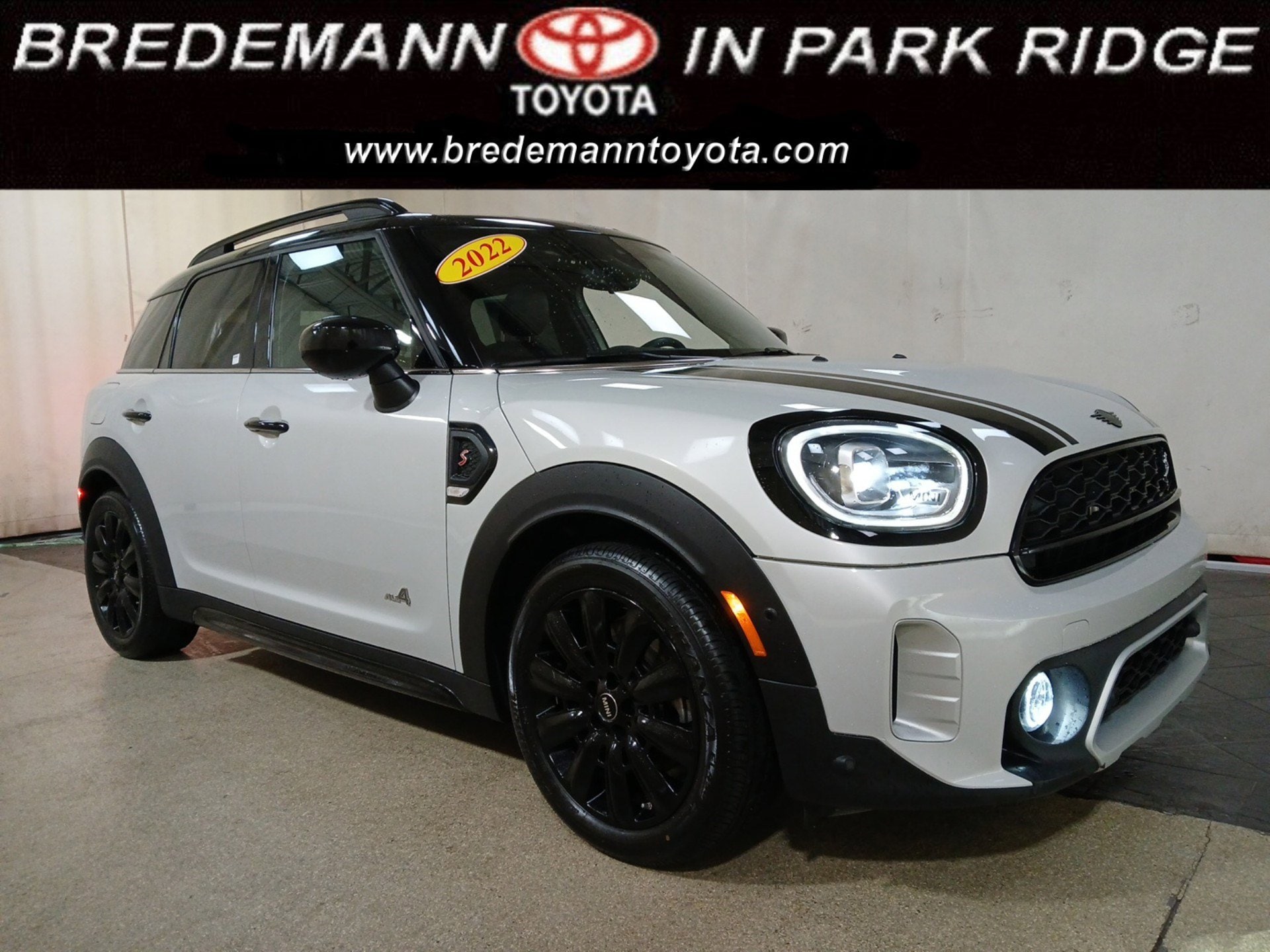 2022 MINI Countryman S's photo