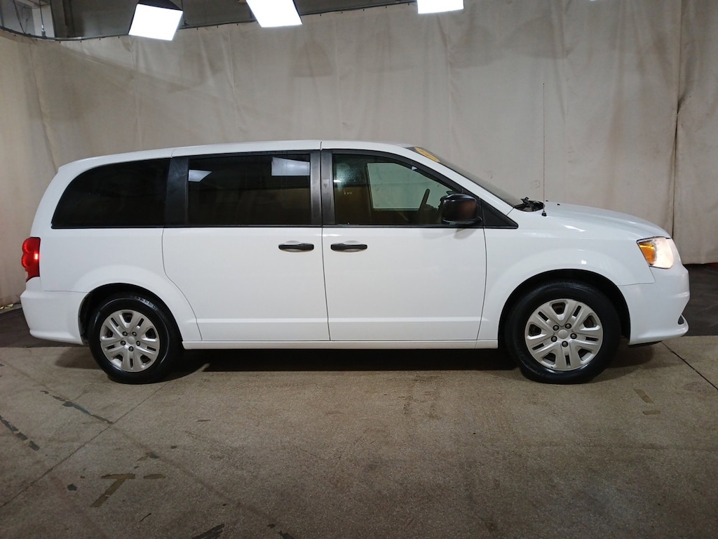 Used 2019 Dodge Grand Caravan SE Van Passenger Van