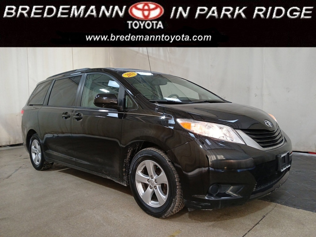 Used 2013 Toyota Sienna LE Van