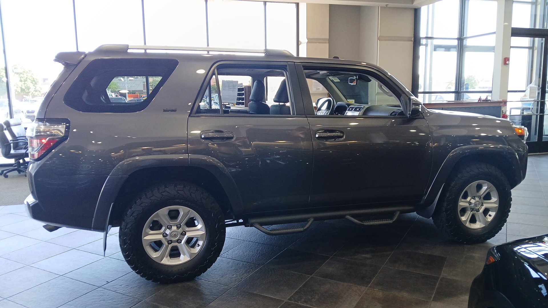 Certified 2022 Toyota 4Runner SR5 Premium with VIN JTENU5JR2N6064531 for sale in Park Ridge, IL