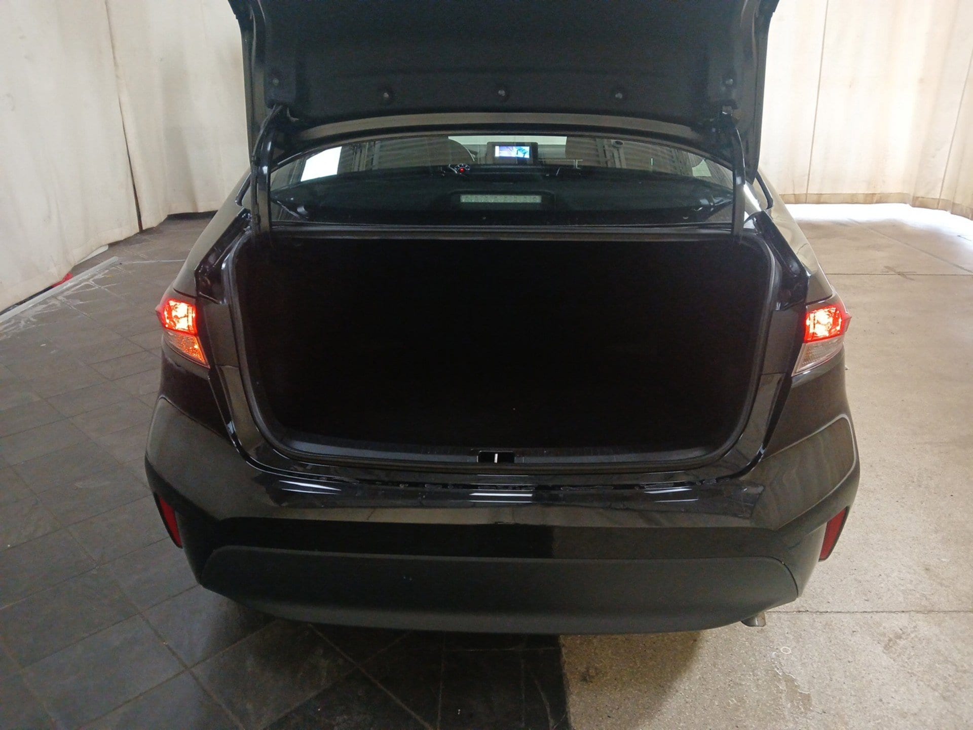 2024 Toyota Corolla LE - Photo 22