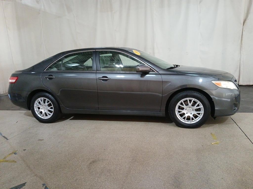Used 2010 Toyota Camry LE Sedan