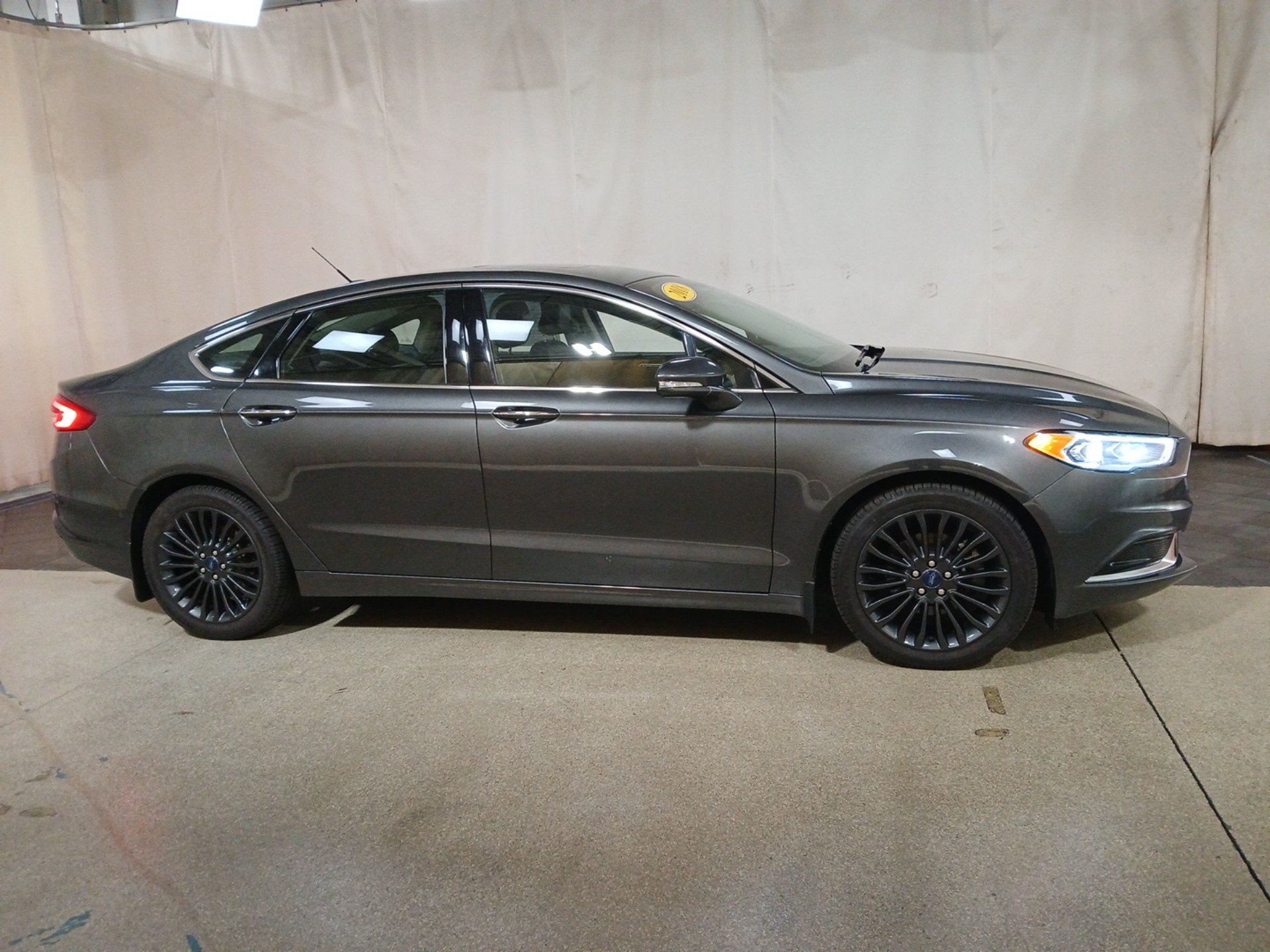 Used 2018 Ford Fusion SE Sedan