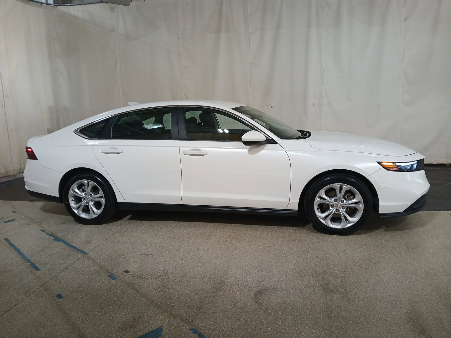 Used 2024 Honda Accord LX with VIN 1HGCY1F28RA042395 for sale in Park Ridge, IL