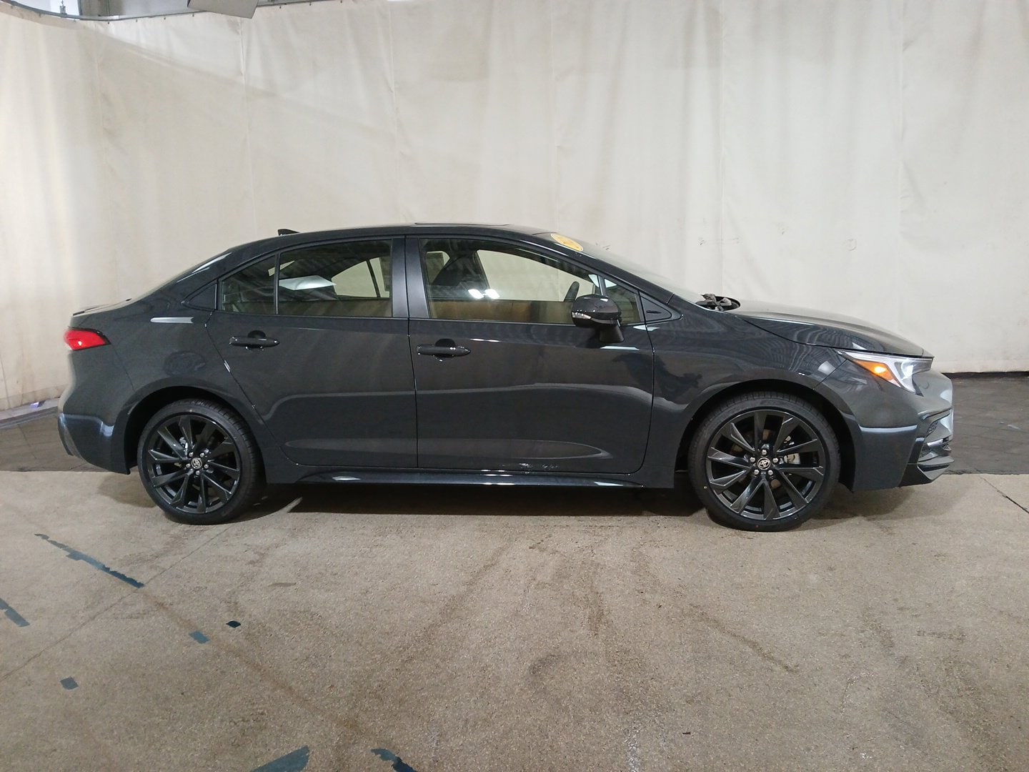 Used 2025 Toyota Corolla SE with VIN JTDBCMFE9S3093094 for sale in Park Ridge, IL