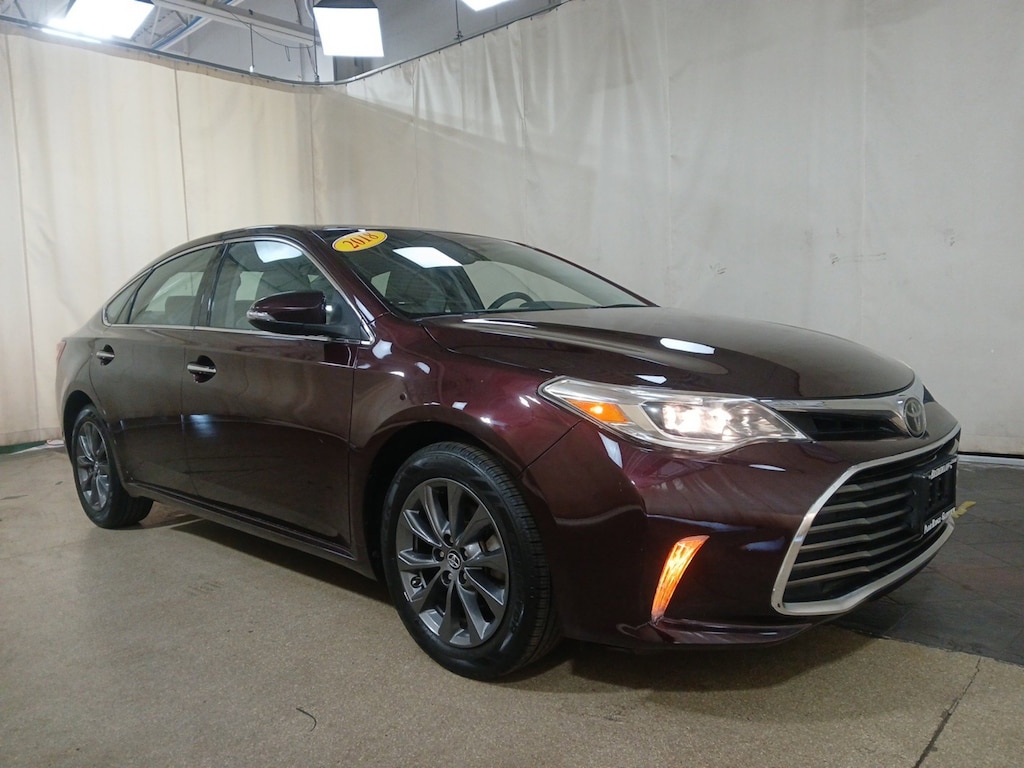 Used 2018 Toyota Avalon XLE Plus Sedan