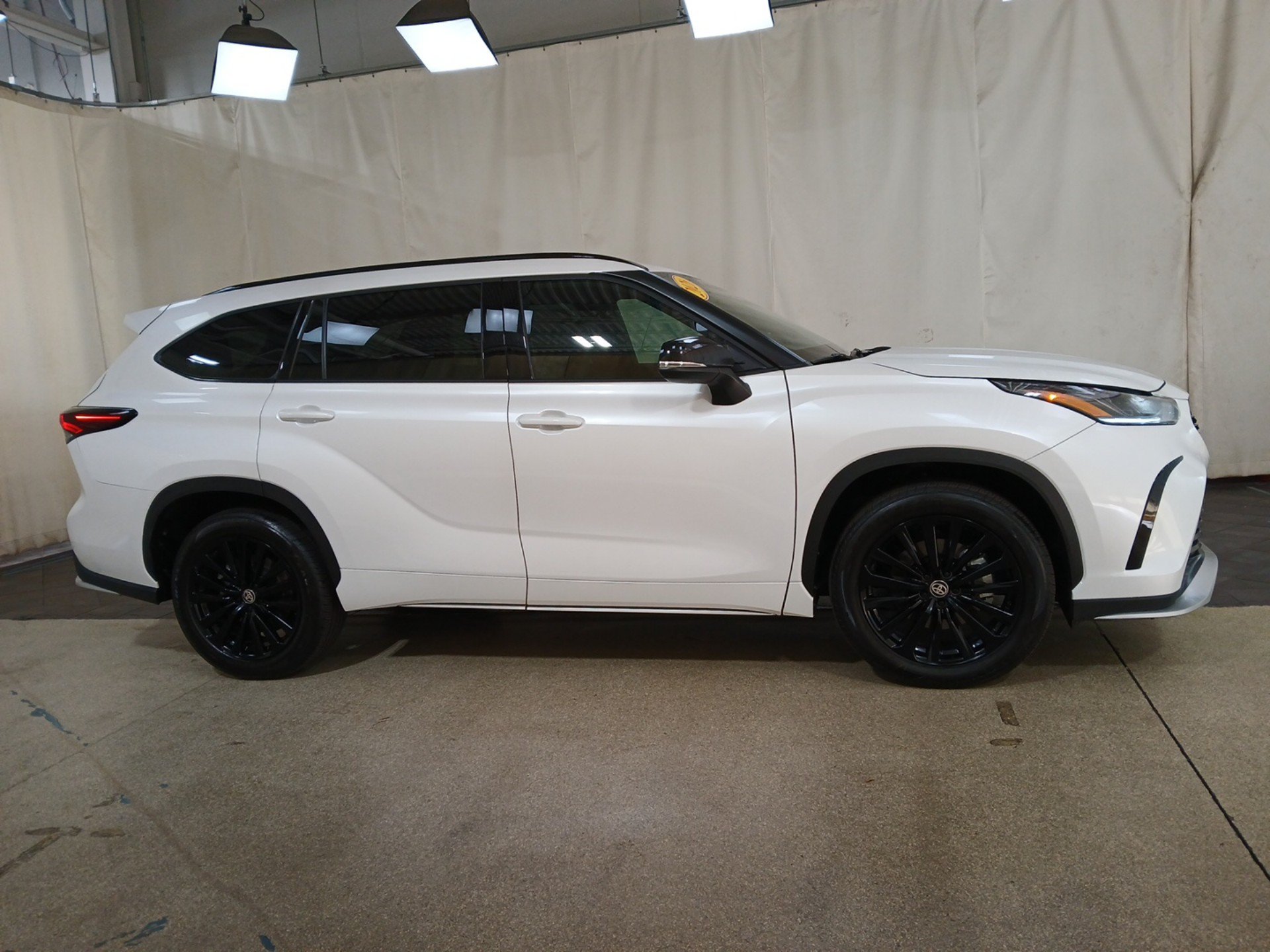 Certified 2026 Toyota Highlander XSE SUV
