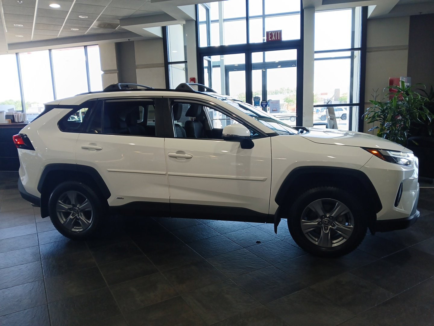 Certified 2022 Toyota RAV4 XLE with VIN 4T3RWRFV9NU050377 for sale in Park Ridge, IL