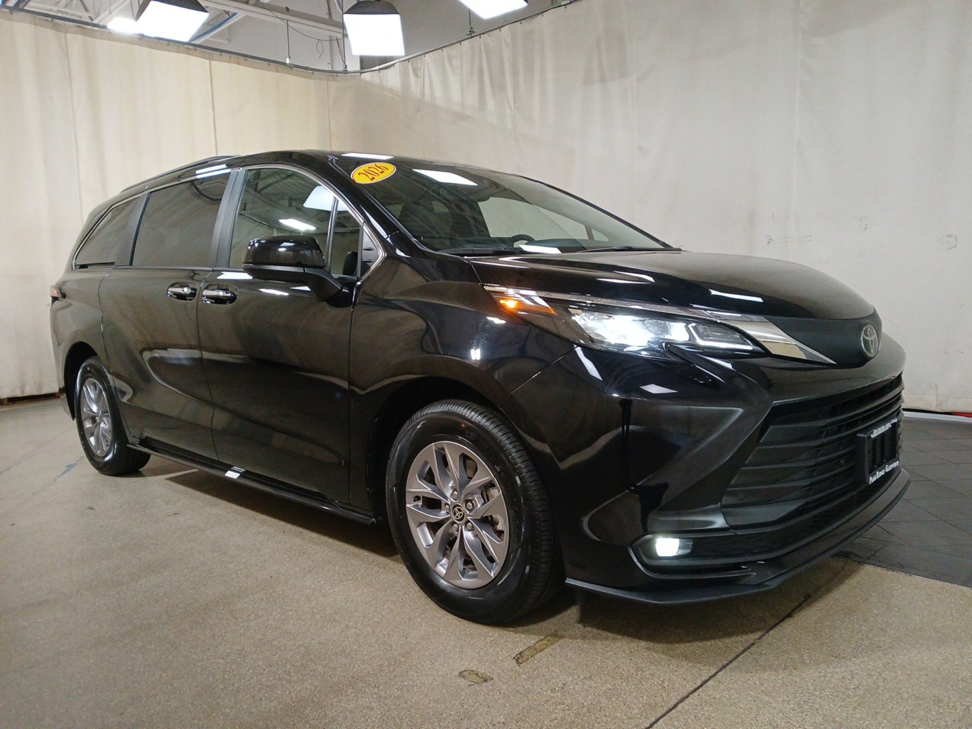 Used 2026 Toyota Sienna XLE Van Passenger Van