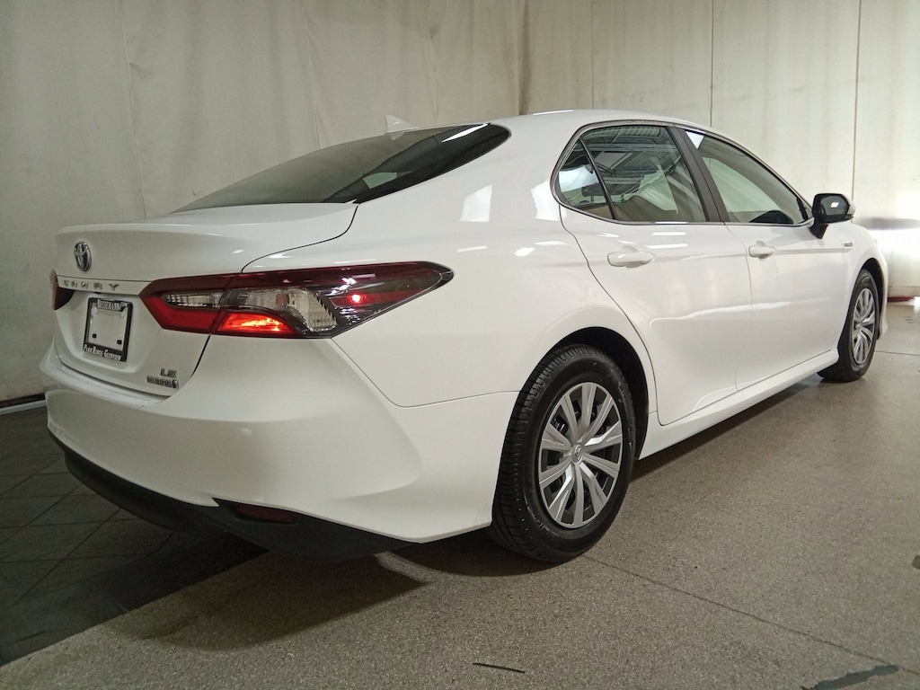 Used 2021 Toyota Camry Hybrid Hybrid LE Sedan