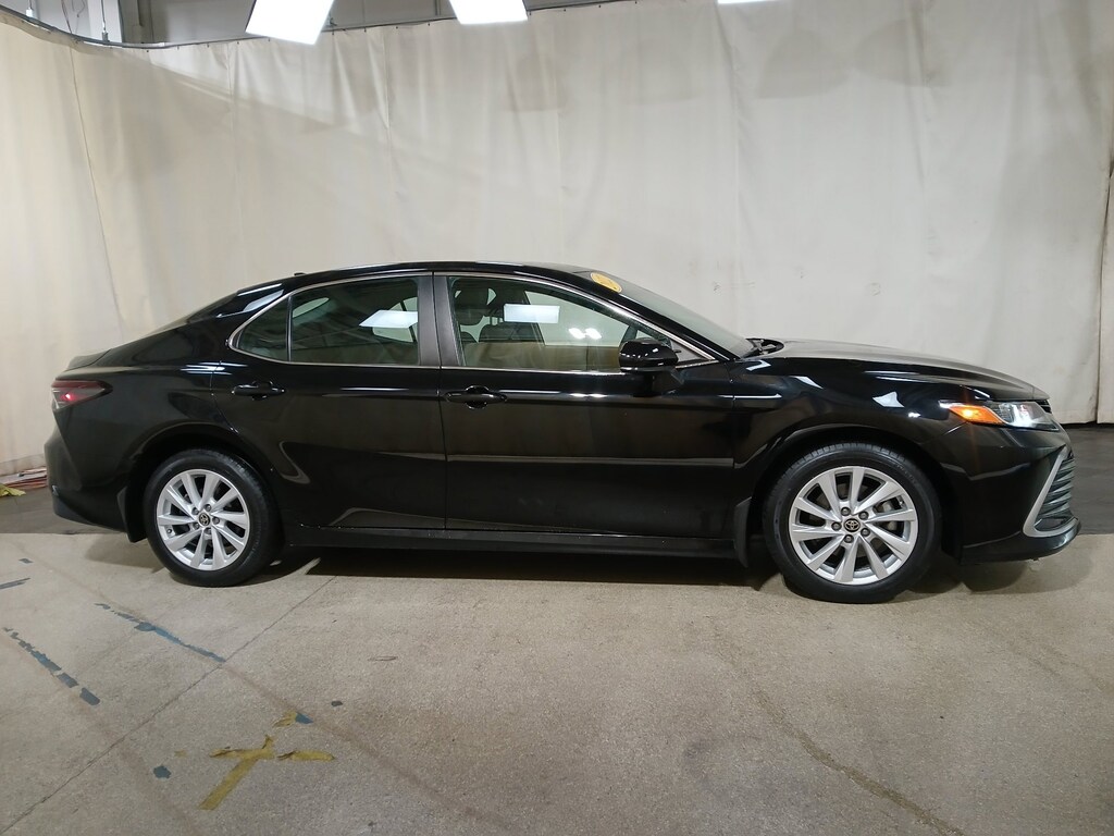 Used 2022 Toyota Camry LE Sedan
