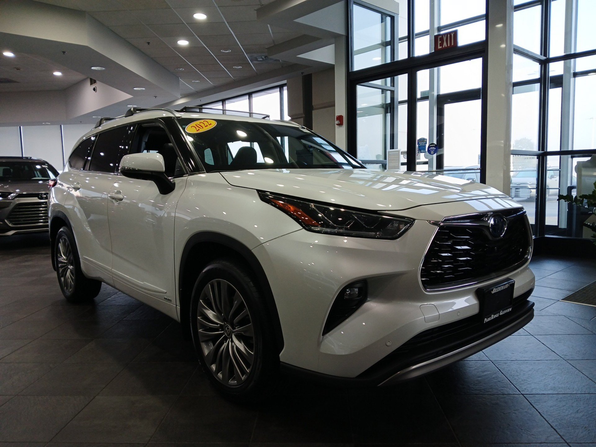 Certified 2022 Toyota Highlander Hybrid Hybrid Platinum SUV