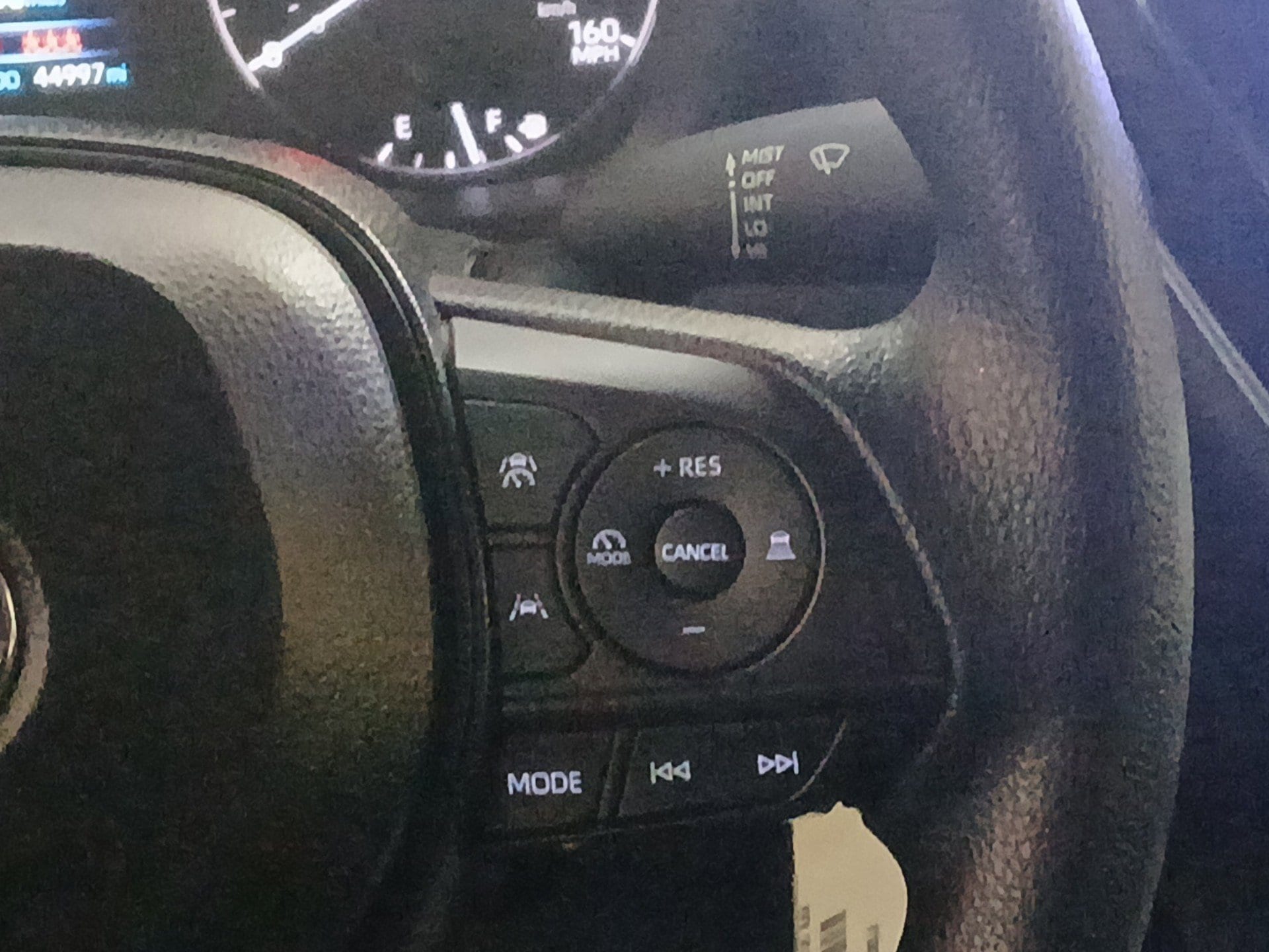 2024 Toyota Corolla LE - Photo 10