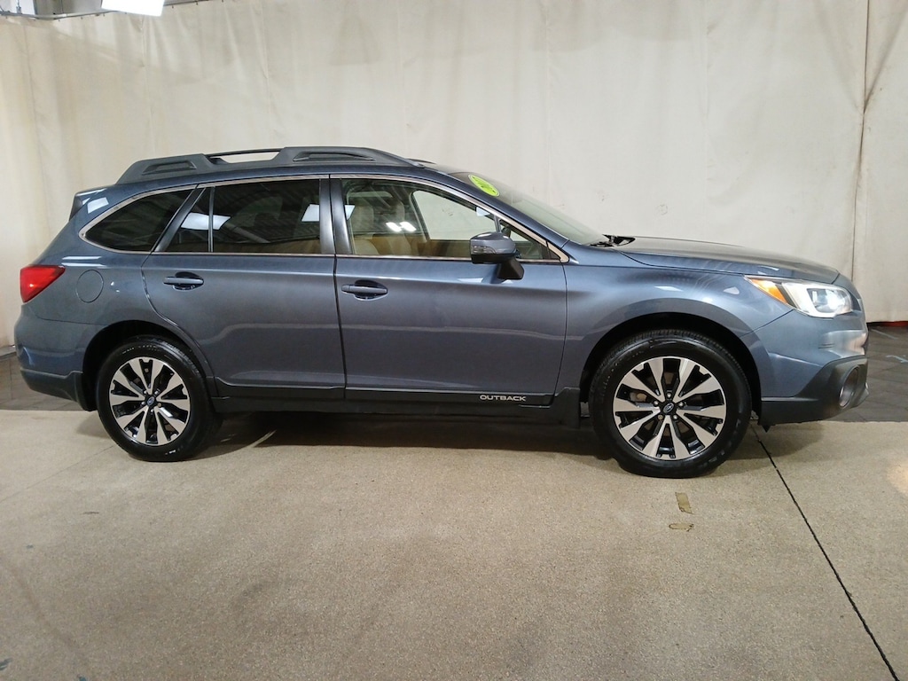 Used 2017 Subaru Outback Limited SUV
