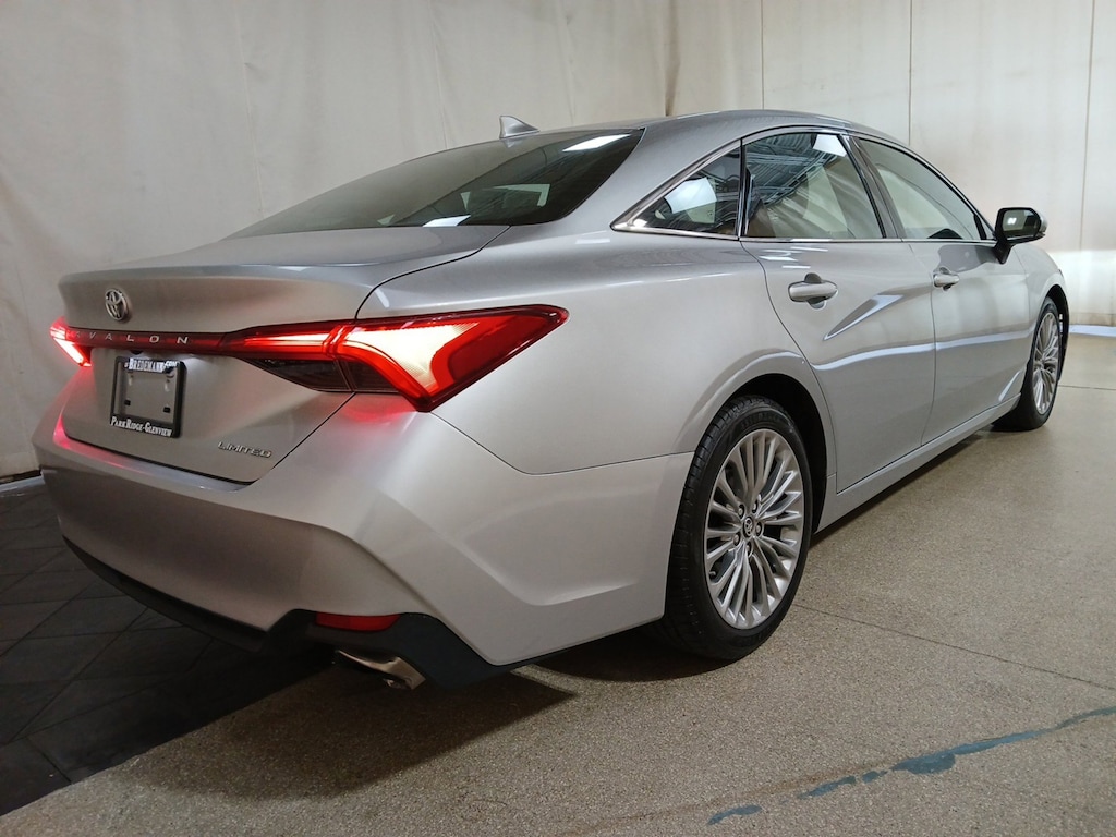 Used 2019 Toyota Avalon Sedan