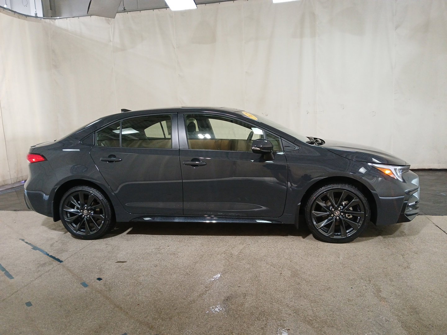 Used 2025 Toyota Corolla SE with VIN JTDBCMFE5S3091343 for sale in Park Ridge, IL