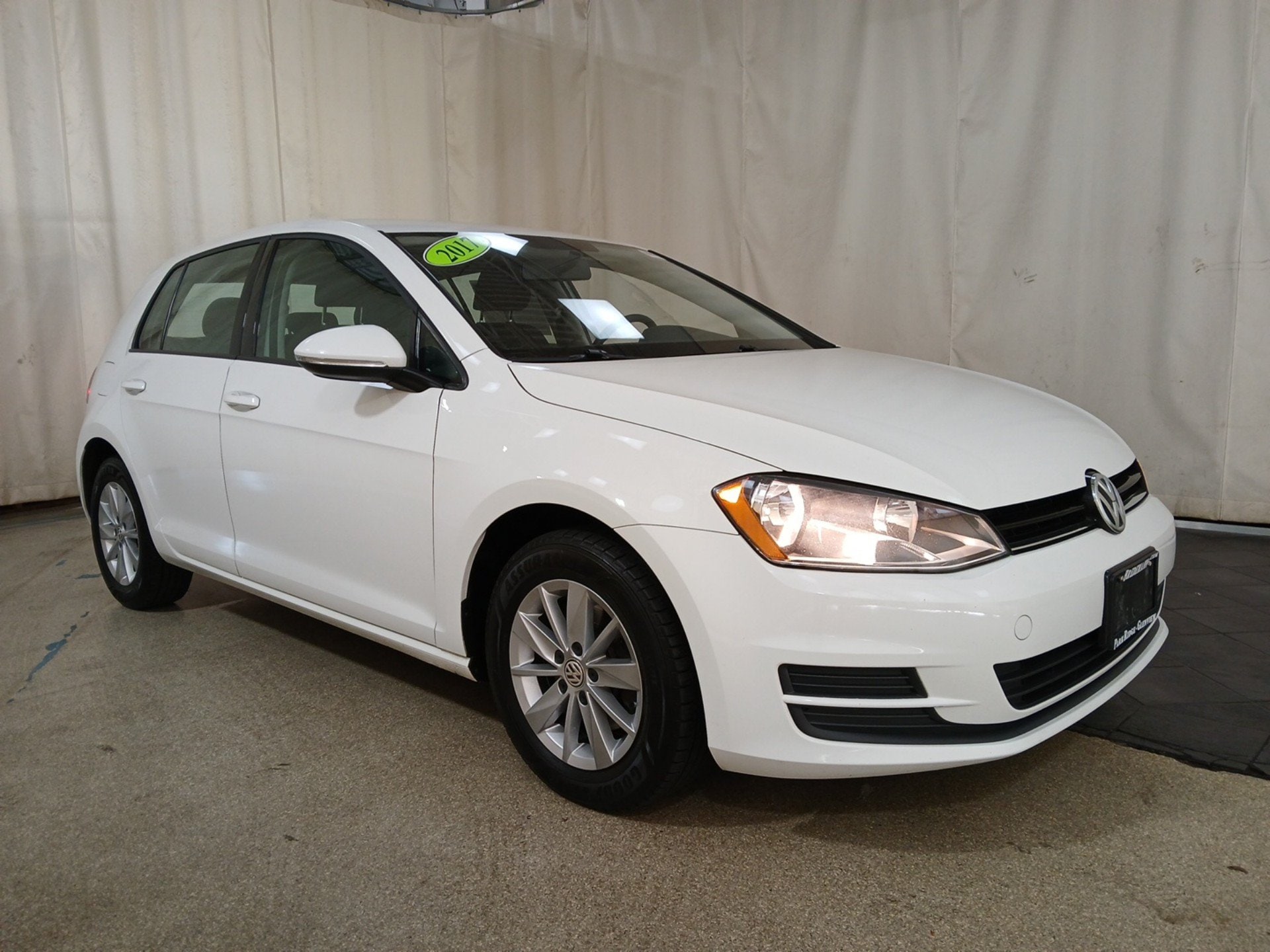 Used 2017 Volkswagen Golf S with VIN 3VW217AU1HM071293 for sale in Park Ridge, IL