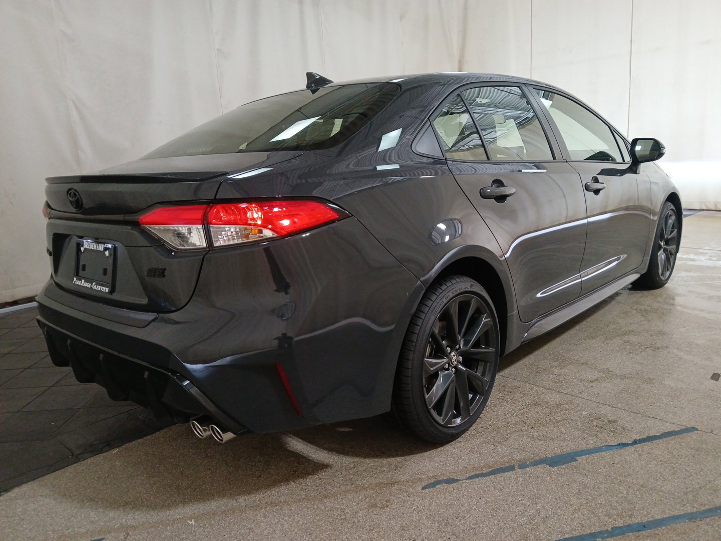 2025 Toyota Corolla SE photo 3