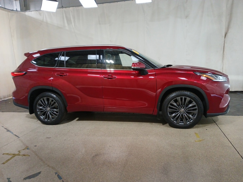 Certified 2021 Toyota Highlander Platinum SUV