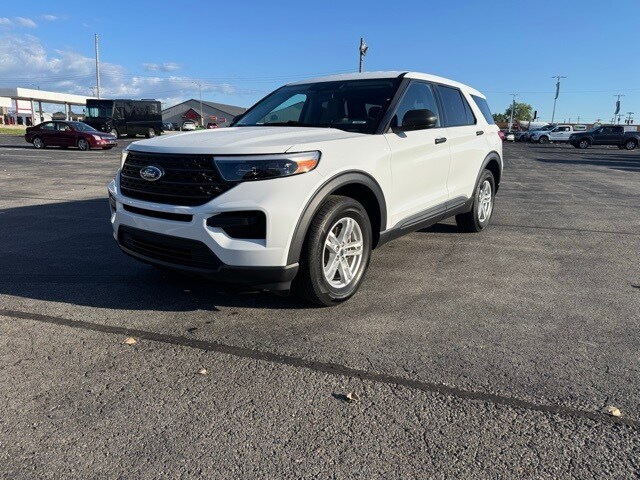 2023 Ford Explorer Base photo 3