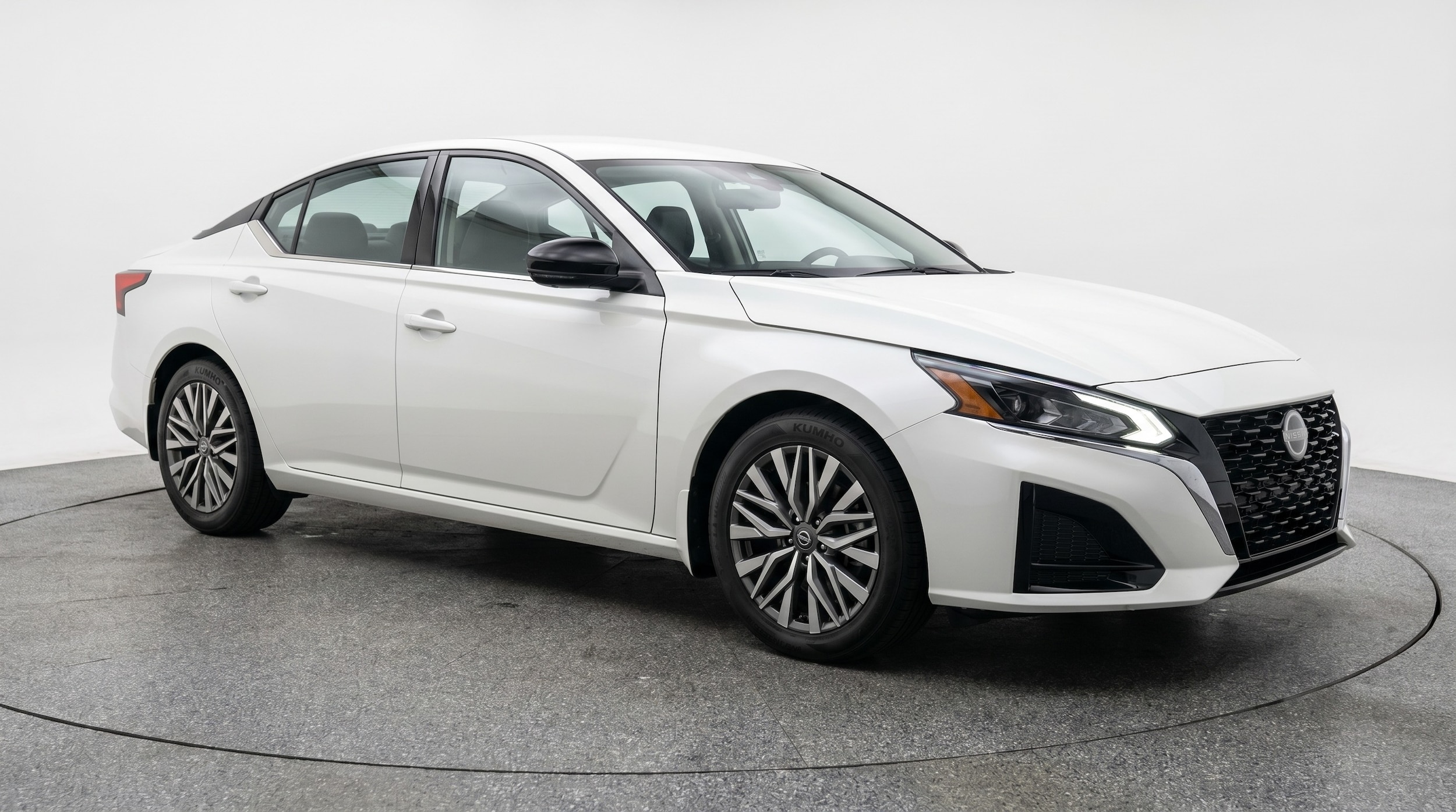 Thumbnail: 2025 Nissan Altima - 1
