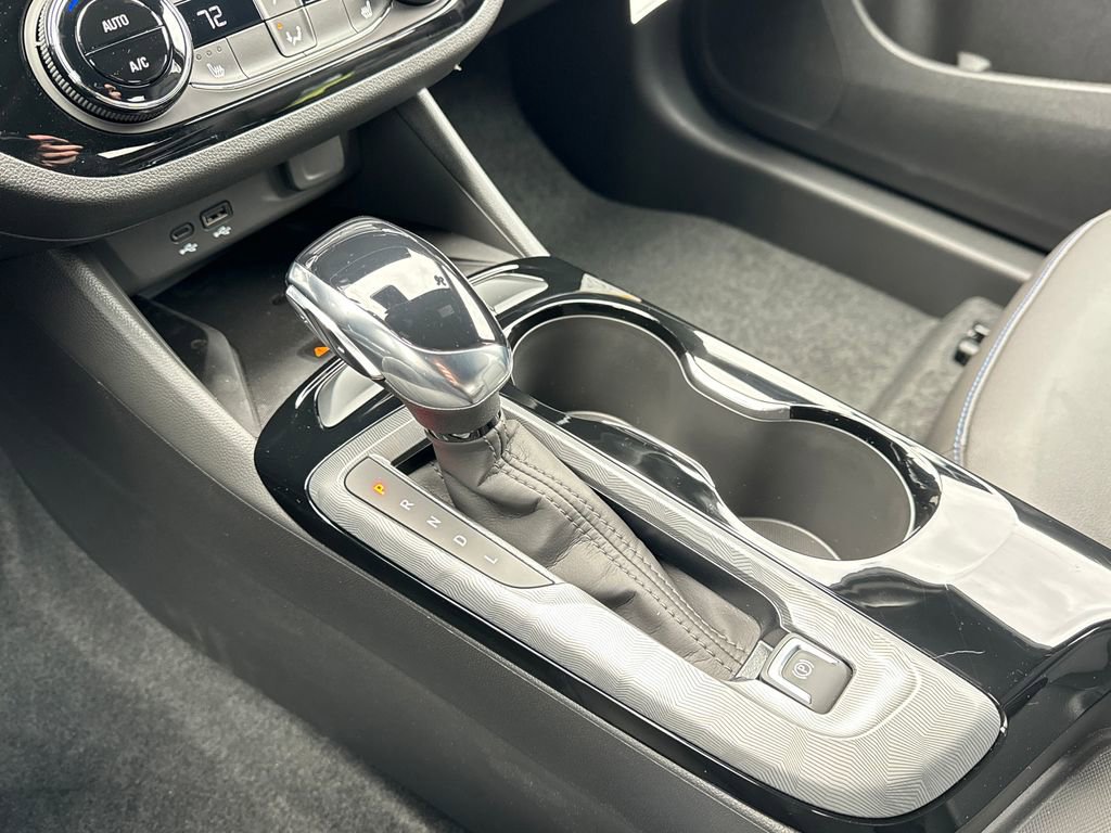 2026 Buick Envista Sport Touring - Photo 31