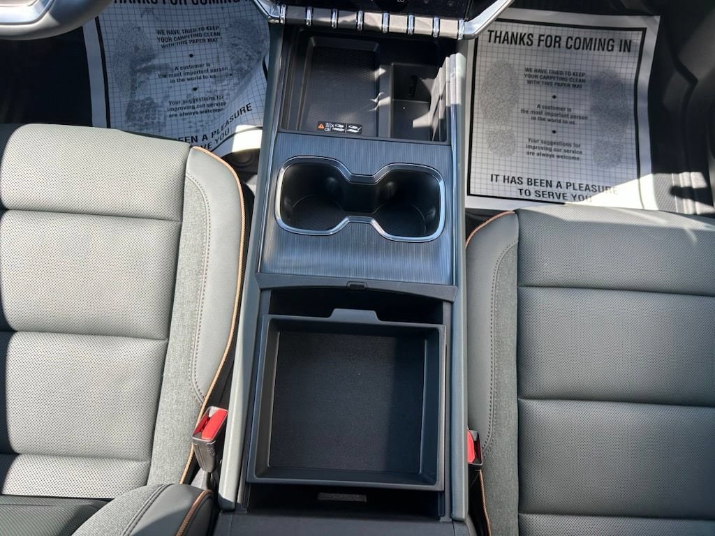2027 GMC Acadia AT4 - Photo 14