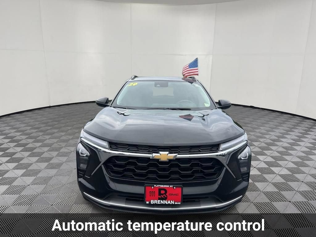 2024 Chevrolet Trax LT - Photo 9
