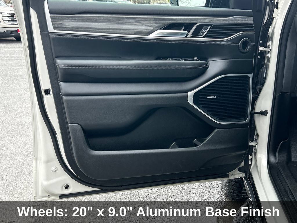 2022 Jeep Wagoneer Series II - Photo 18