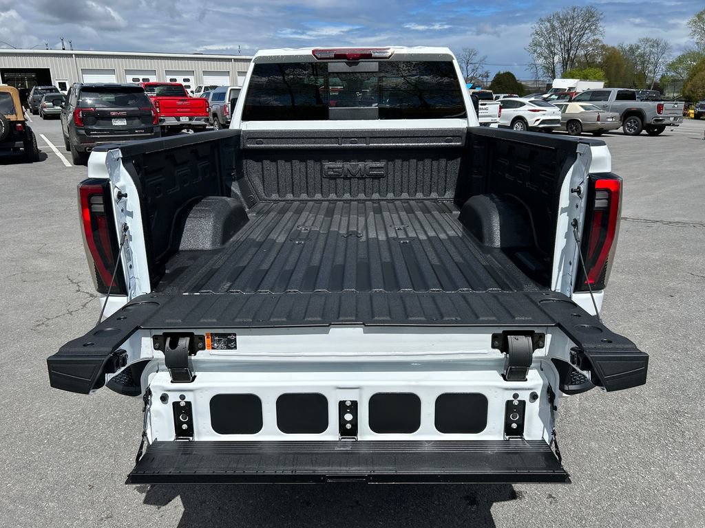 2026 GMC Sierra 2500HD AT4 - Photo 19