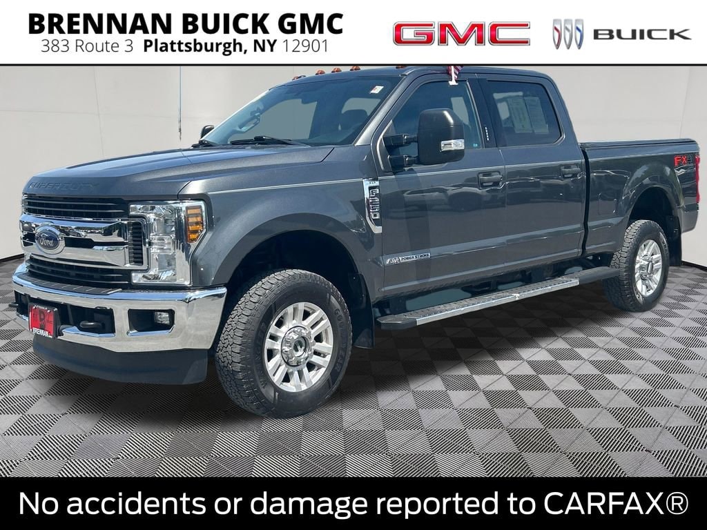 2018 Ford F-250 XLT 4x4 Crew Cab 8' Box's photo