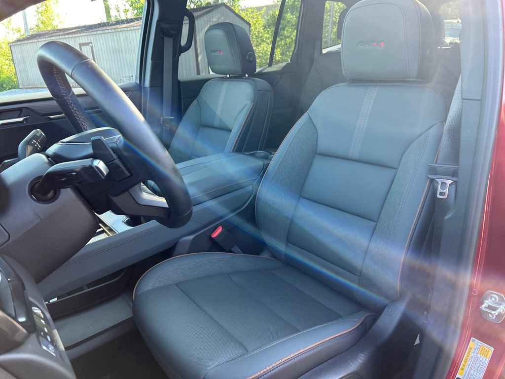 2026 GMC Acadia AT4 - Photo 17