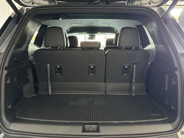 2026 GMC Acadia AT4 - Photo 28