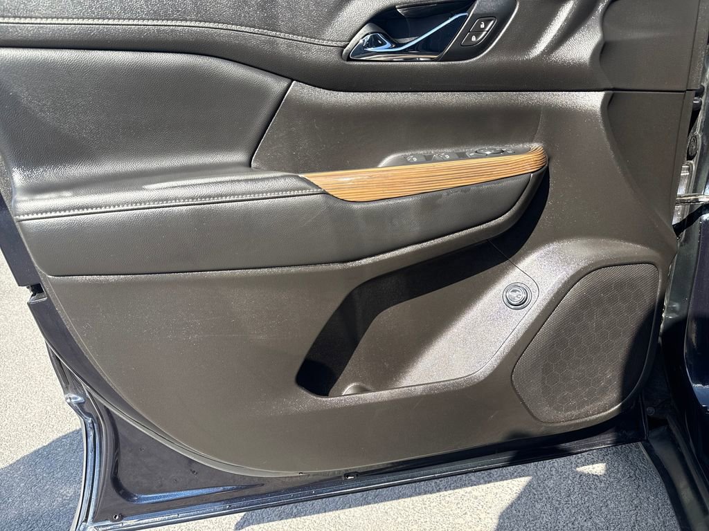2021 GMC Acadia SLE - Photo 34