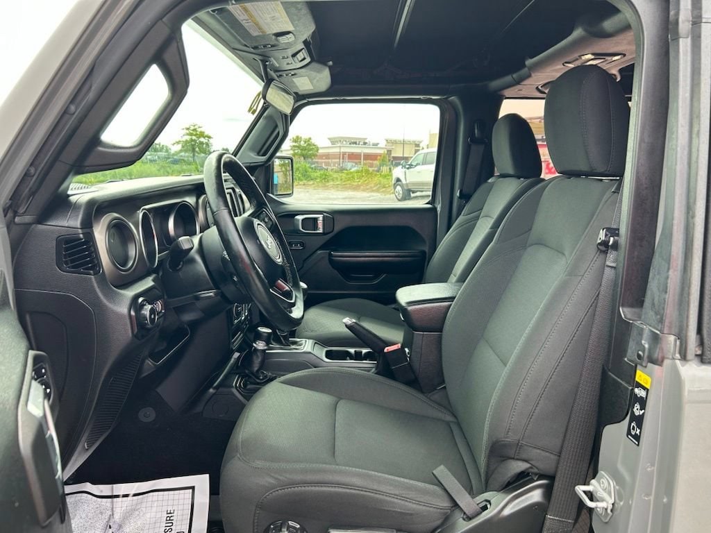 2020 Jeep Wrangler Willys - Photo 9
