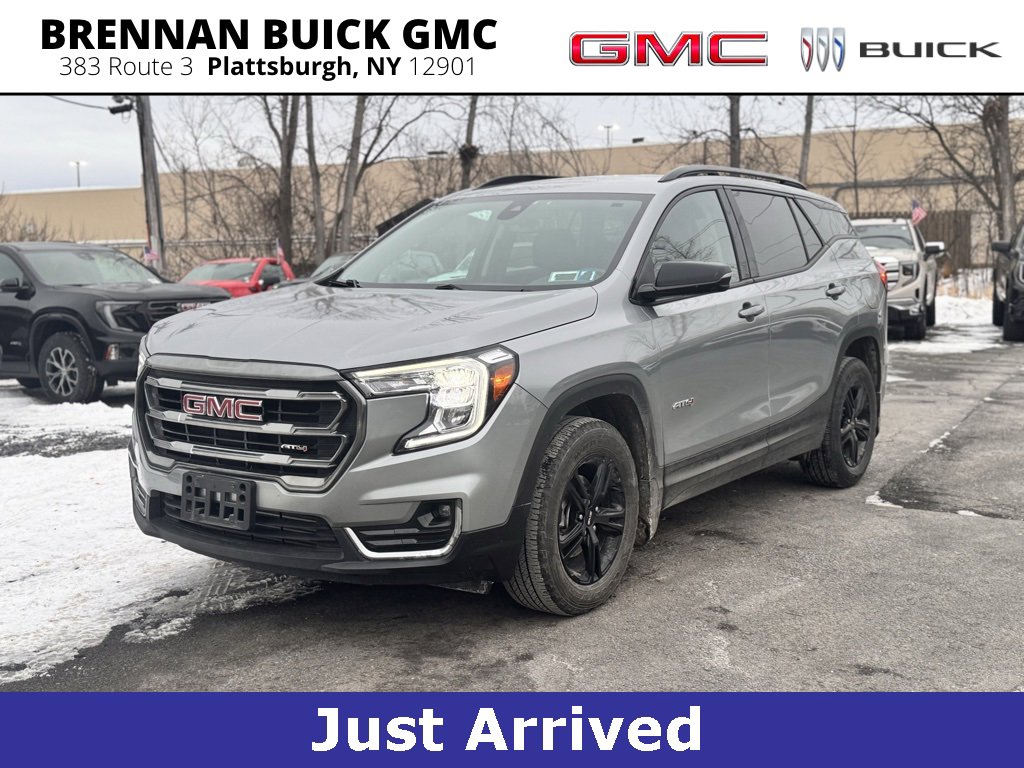 2023 GMC Terrain AT4's photo