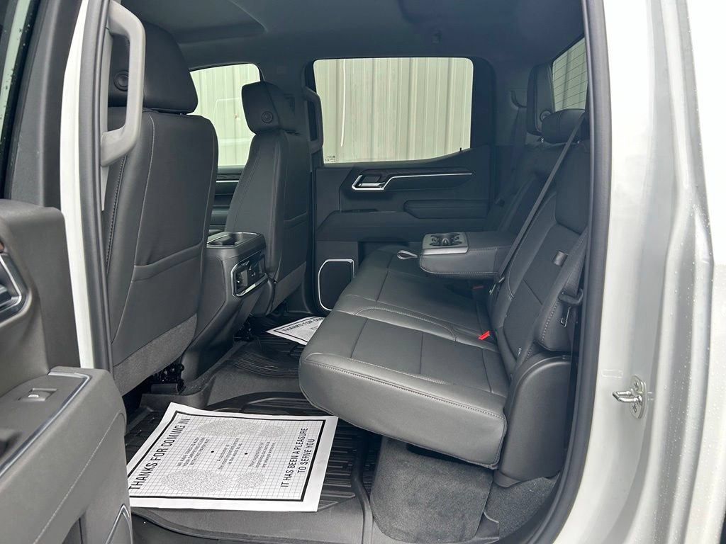 2026 GMC Sierra 1500 SLT - Photo 18