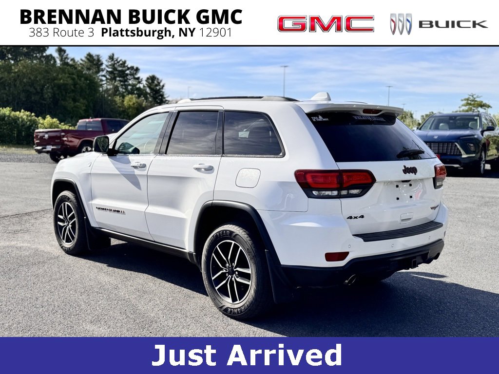 2020 Jeep Grand Cherokee Trailhawk photo 2