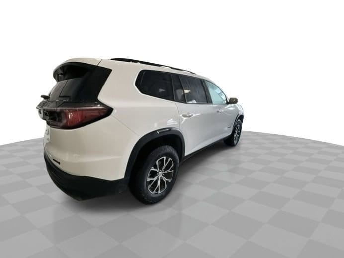 2026 GMC Acadia AT4 - Photo 8