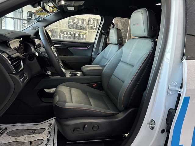 2026 GMC Acadia AT4 - Photo 18