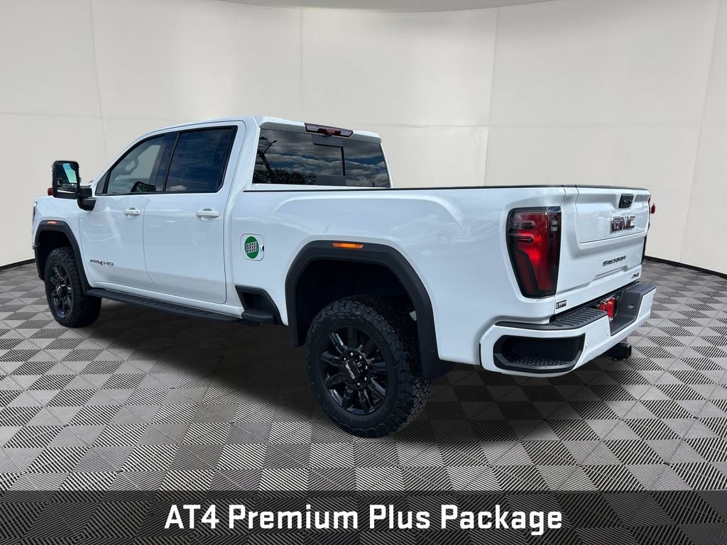 2026 GMC Sierra 2500HD AT4 - Photo 3
