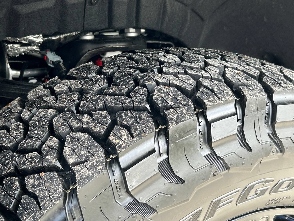 2026 GMC Sierra 2500HD AT4 - Photo 26