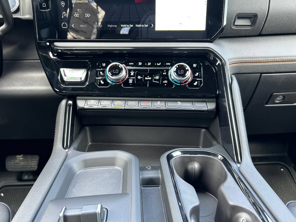 2026 GMC Sierra 2500HD AT4 - Photo 23