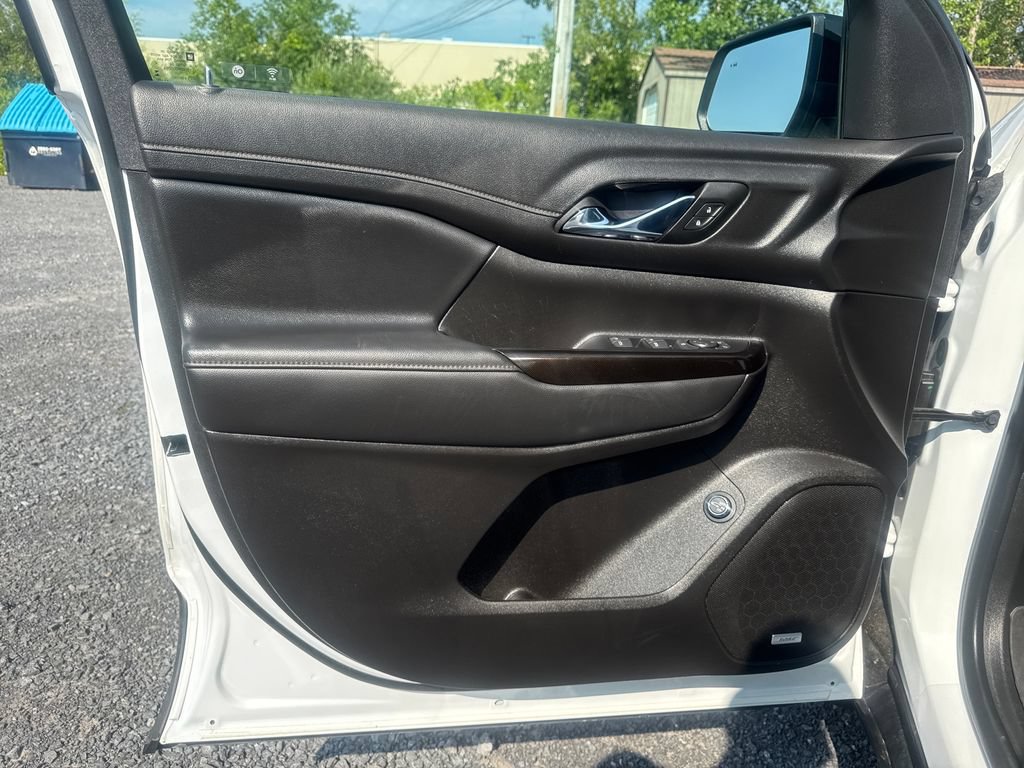 2023 GMC Acadia AT4 - Photo 26