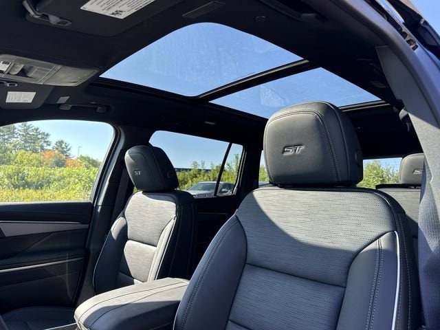 2026 Buick Enclave Sport Touring - Photo 19