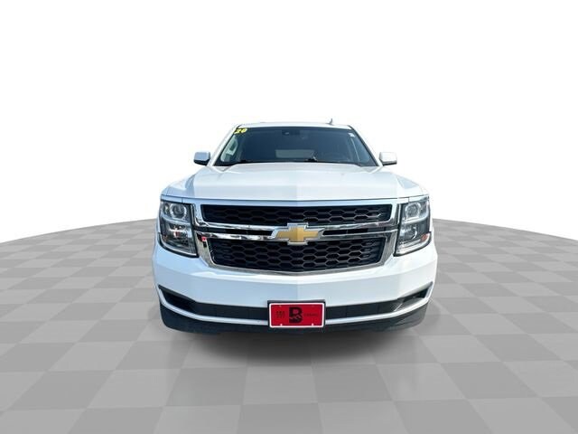 2020 Chevrolet Suburban LT photo 3