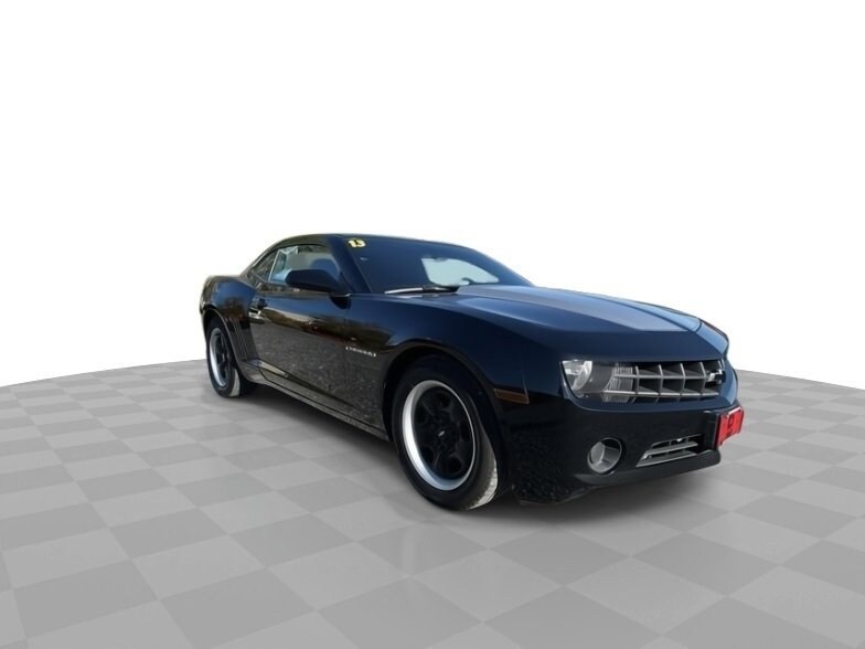 2013 Chevrolet Camaro 1LS photo 2