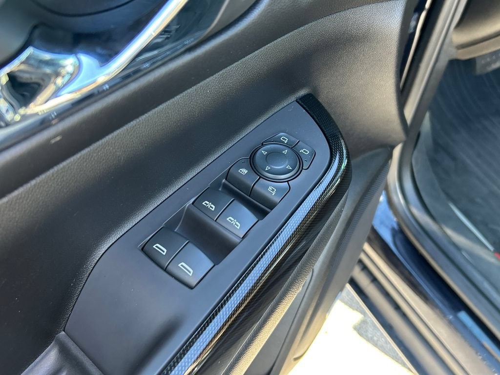 2022 GMC Acadia AT4 - Photo 11